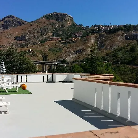 Belvedere Taormina Giardini-Naxos